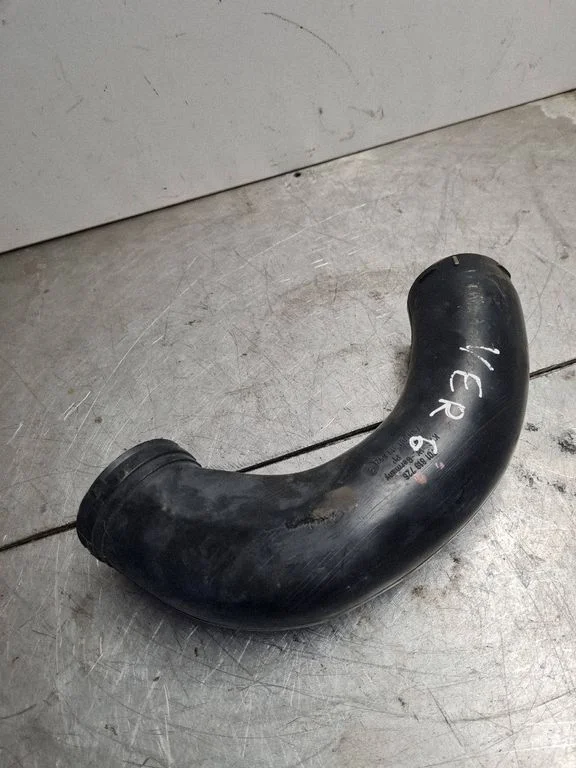 Air intake duct part 701819692A