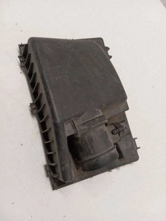 Mass air flow meter 8670115