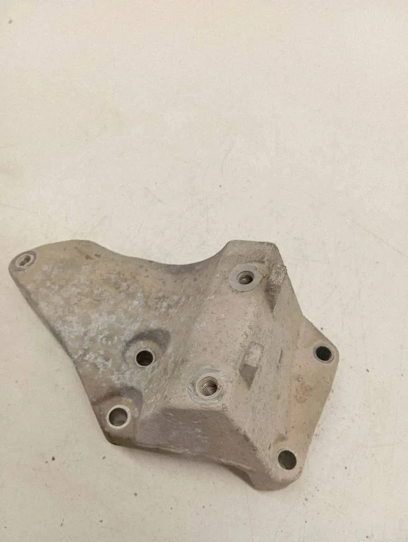 Engine mounting bracket – Ford Ranger (2012-2018)