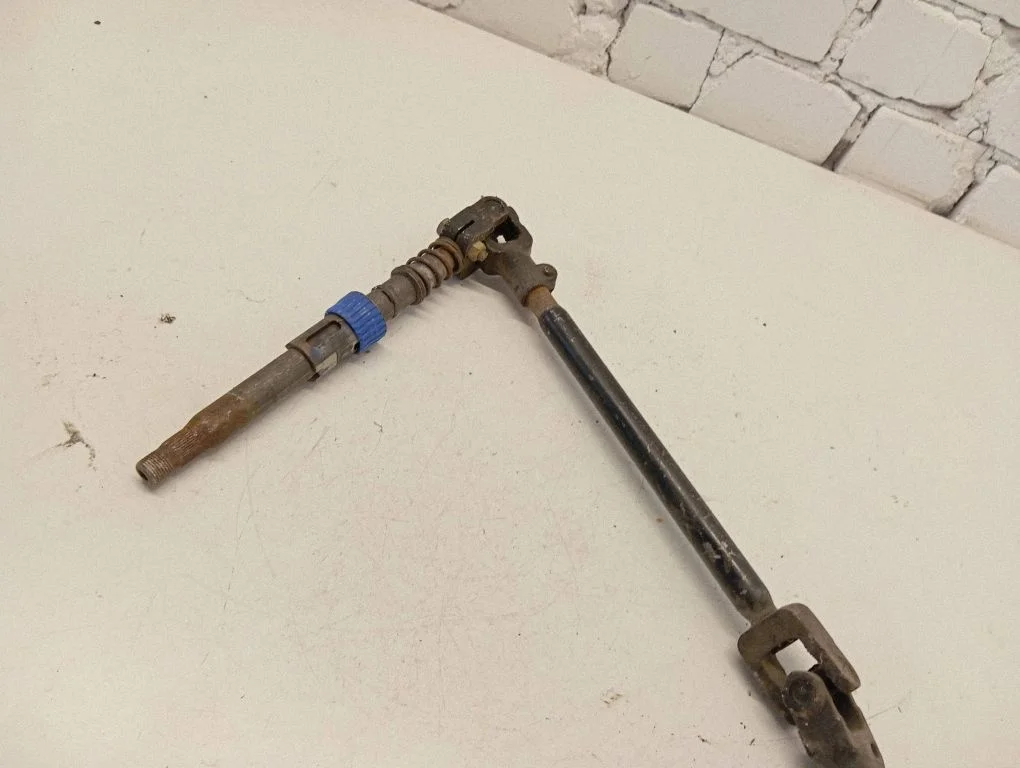 Steering column universal joint 19149955D