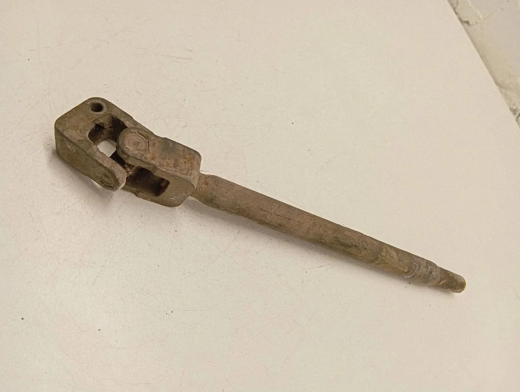 Steering column universal joint