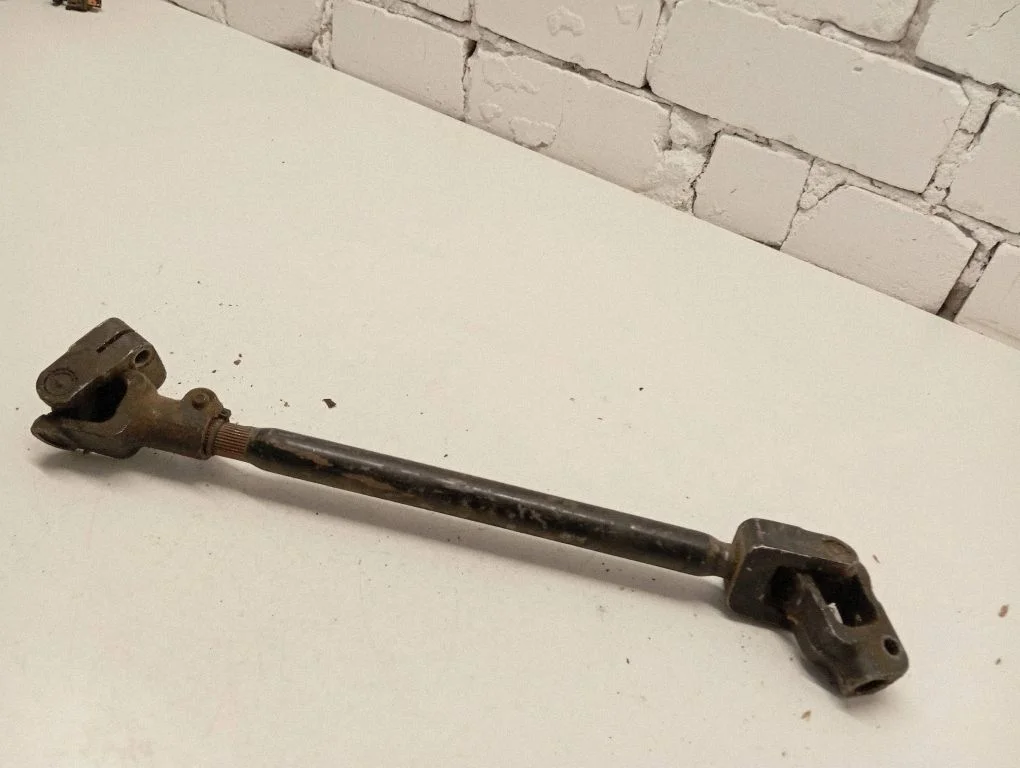 Steering column universal joint 19149955D