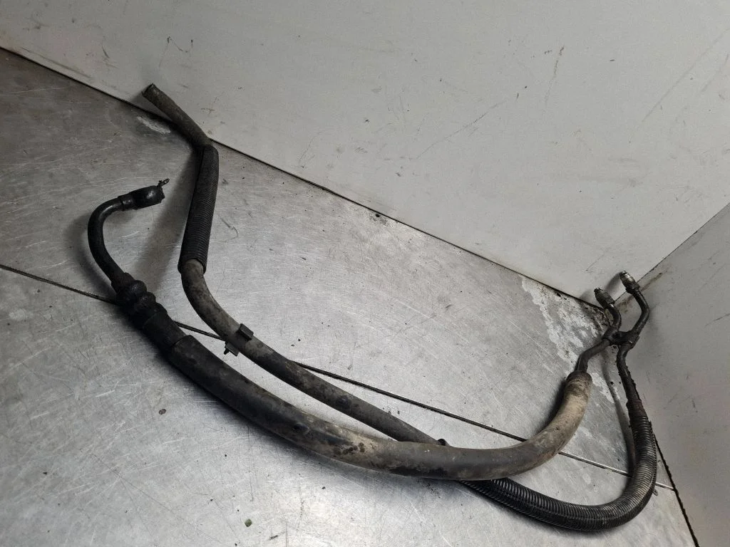 Power steering hose/pipe/line