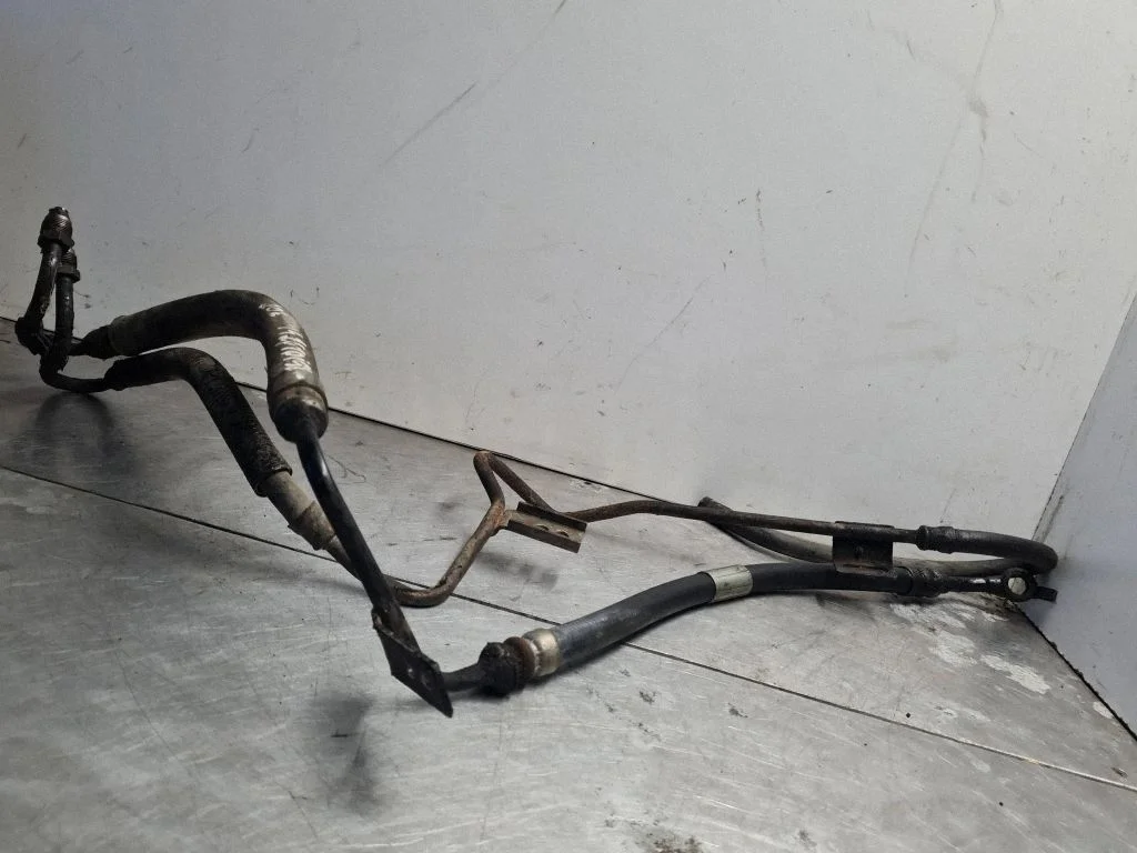 Power steering hose/pipe/line