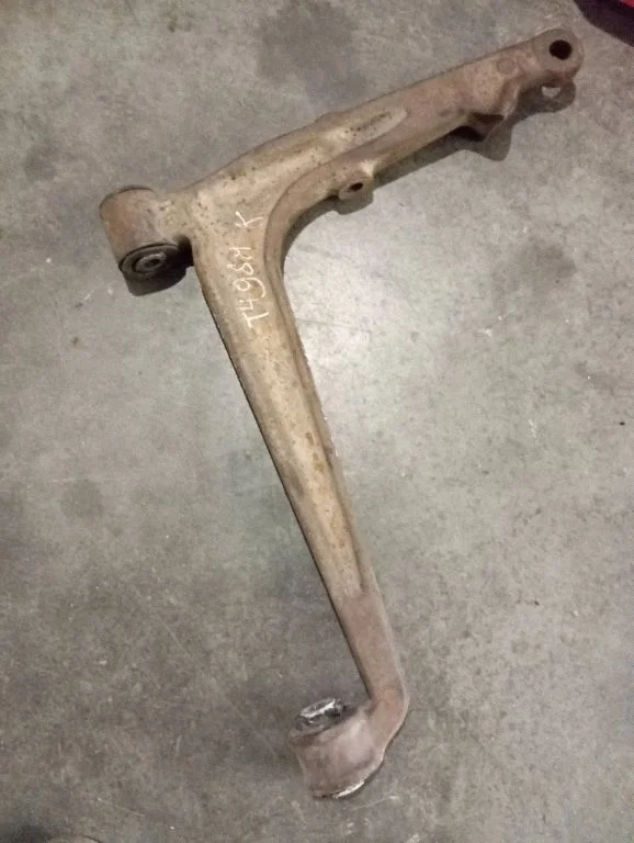 Front lower control arm/wishbone – Volkswagen Transporter - Caravelle T4 (1991-2003)