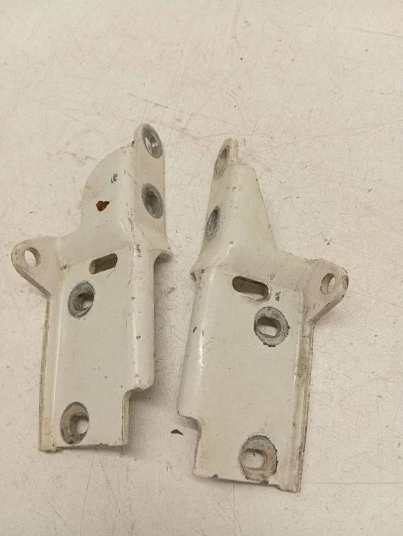 Engine bonnet/hood hinges 7D0805384A