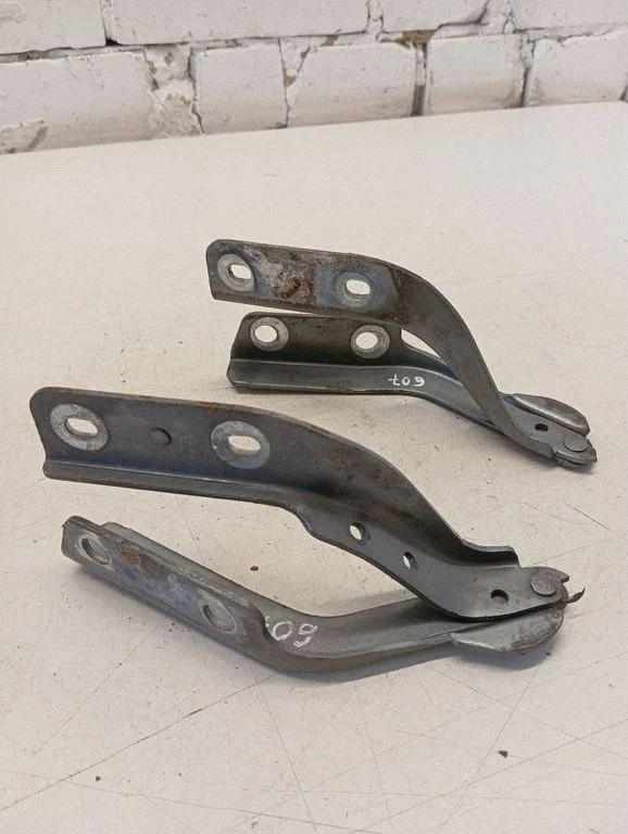Engine bonnet/hood hinges 9629468380