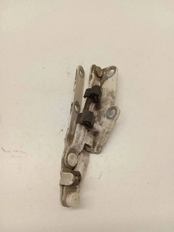 Engine bonnet/hood hinges – Volkswagen Transporter - Caravelle T5 (2003-2015)