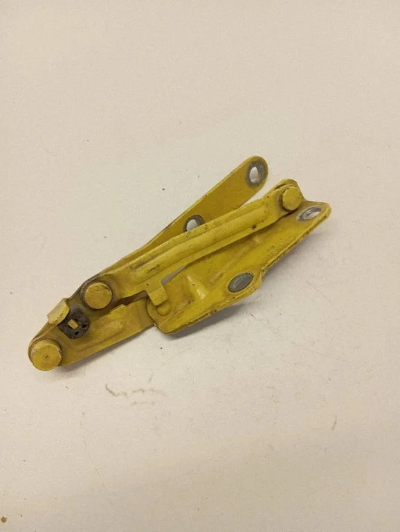 Engine bonnet/hood hinges – Volkswagen Transporter - Caravelle T5 (2003-2015)