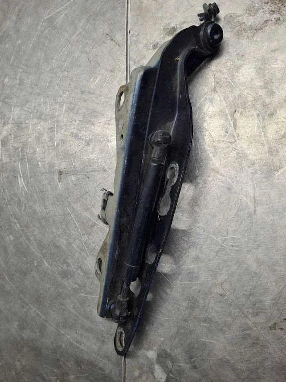 Front bonnet/hood damper/strut 1673HA