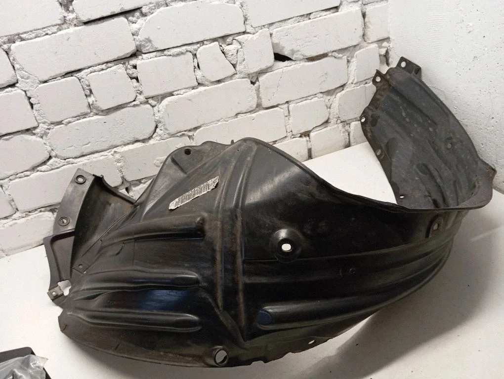 Front wheel arch liner splash guards 74151ST