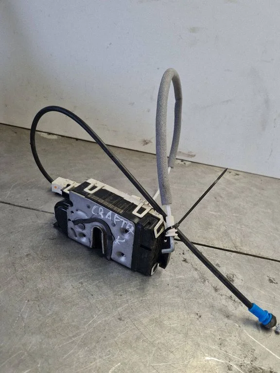 Front door lock – Volkswagen Crafter (2006-2016)