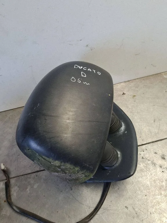 Front door electric wing mirror E30157142