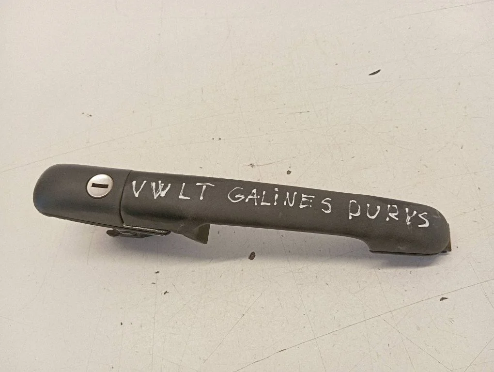 Rear door exterior handle