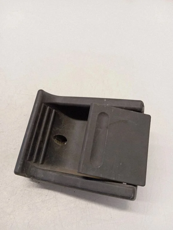 Rear door interior handle – Mercedes-Benz Vito Viano W638 (1996-2003)