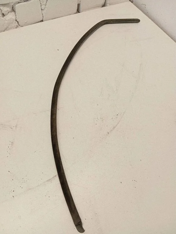 Priekinė sandarinimo guma ant kėbulo