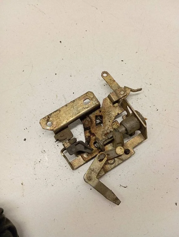 Sliding door lock 721843654B