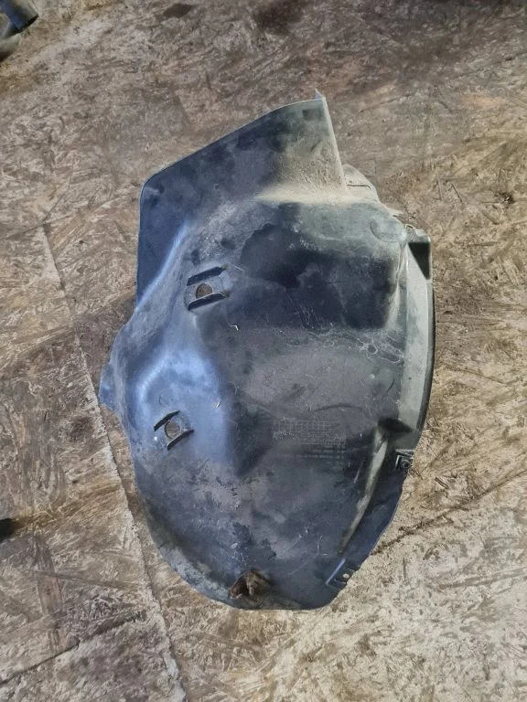 Tagumine poritiivakate 868261F010