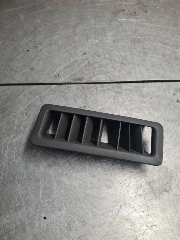 Dash center air vent grill 705819071