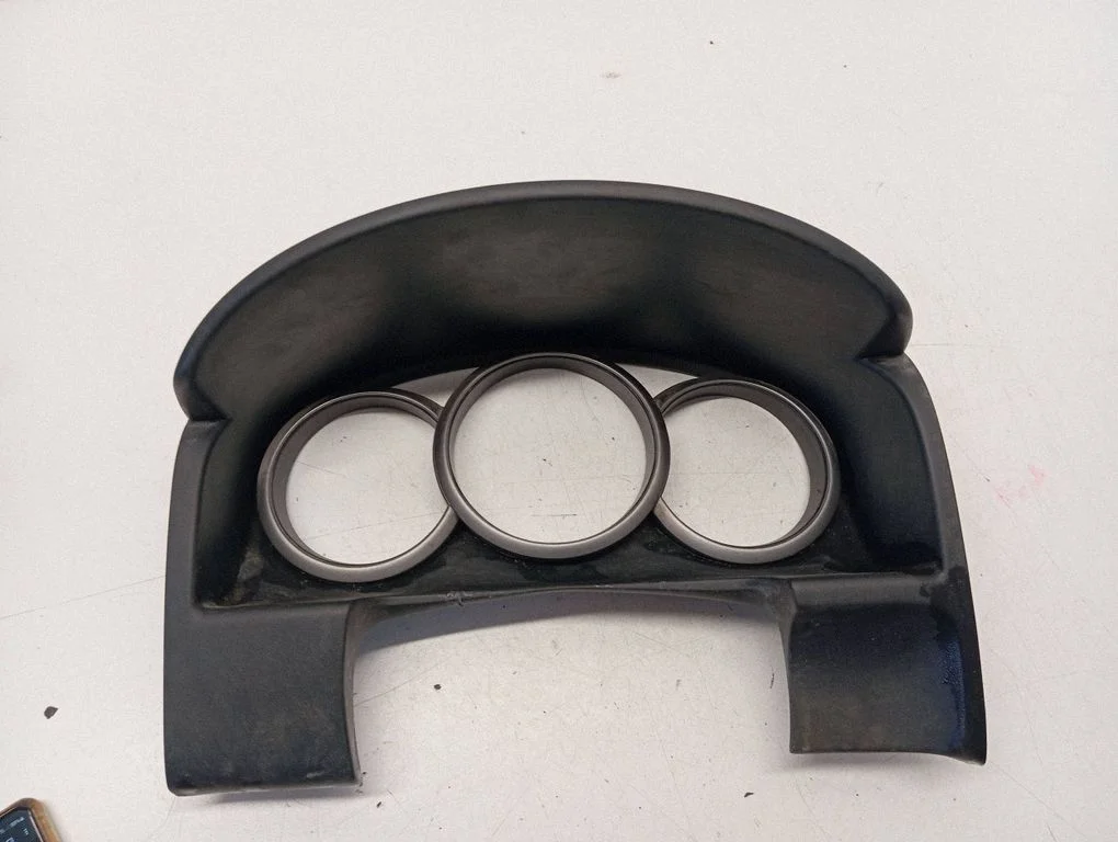 Dashboard trim – Ford Ranger (2007-2011)