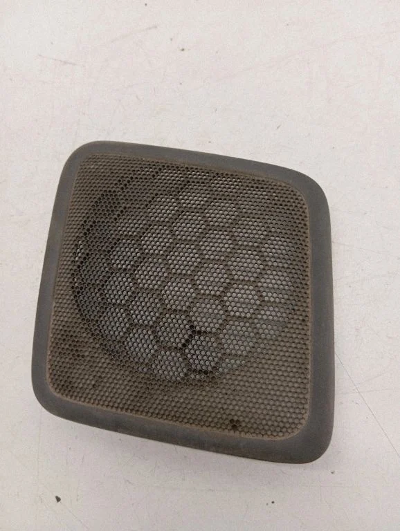 Side speaker trim/cover – Volkswagen Transporter - Caravelle T4 (1991-2003)