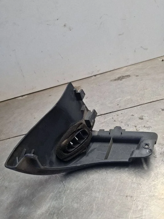 Dashboard side air vent grill/cover trim A9016893808