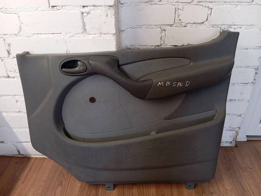 Front door card panel trim A9017201570