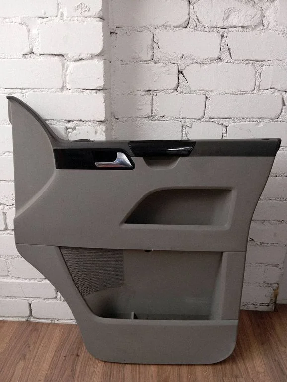 Front door card panel trim 7E2867104