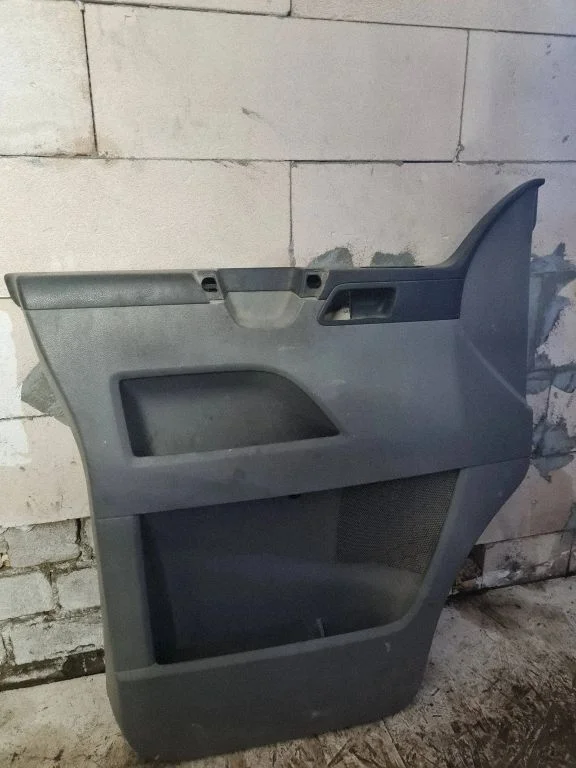Front door card panel trim 7H0867103
