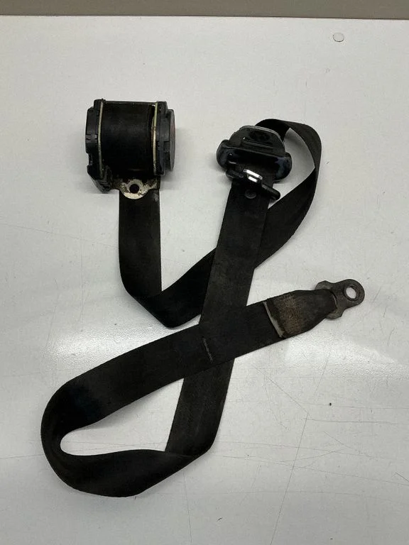 Rear seatbelt 705857811