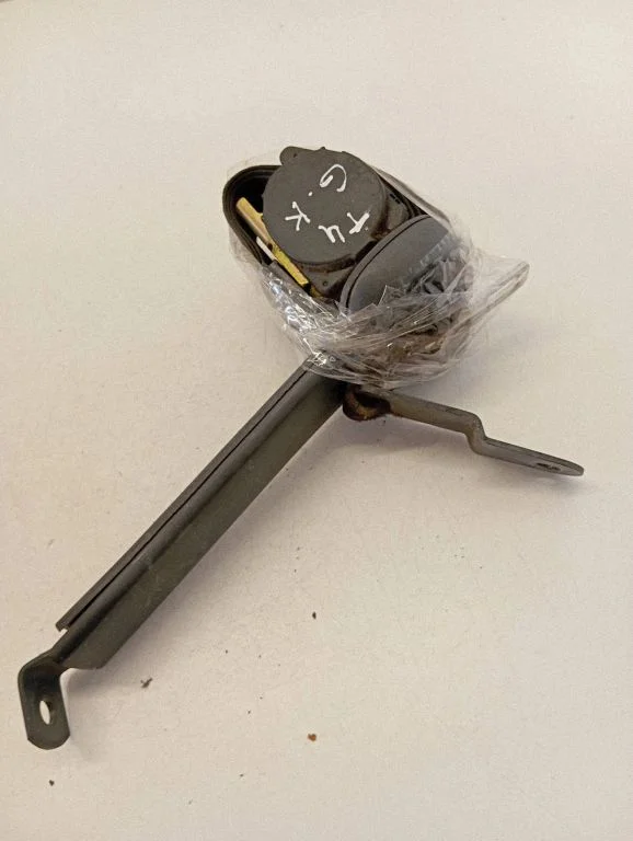 Tagumine turvavöö 56008270