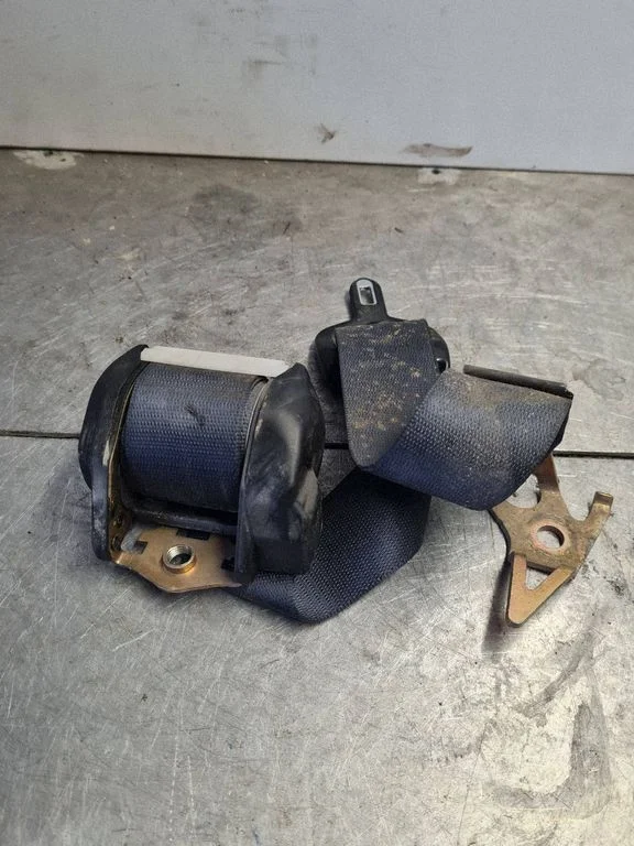 Rear seatbelt 00044108