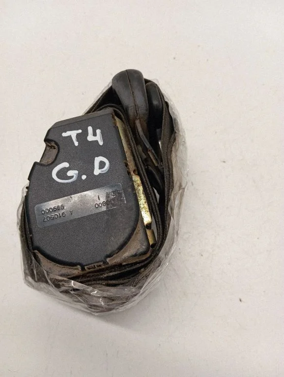 Tagumine turvavöö 959000