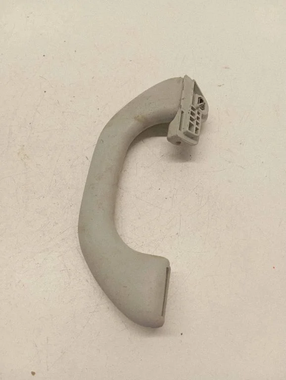 Rear interior roof grab handle 7H0857607F