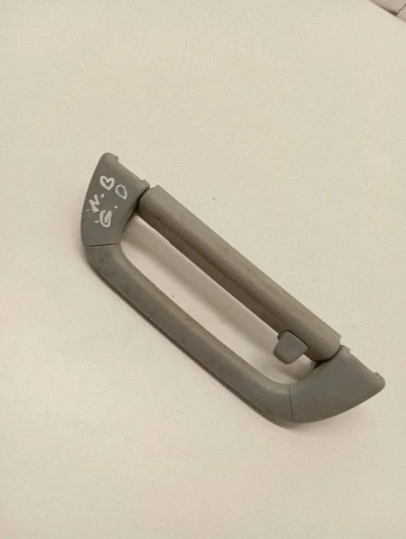 Rear interior roof grab handle – Mercedes-Benz S-Class W220 (1998-2006)