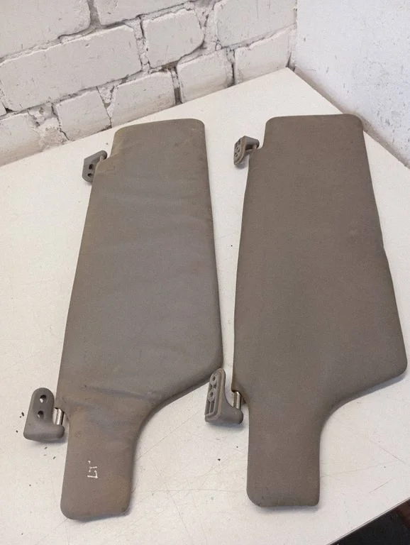 Sun visor