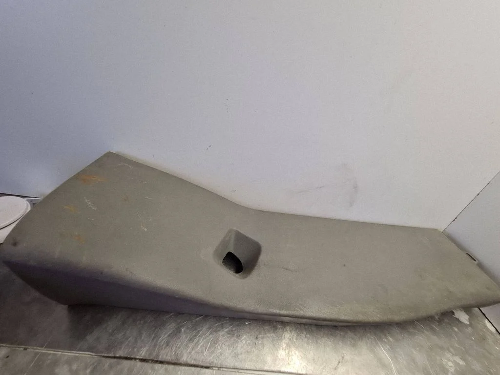 (B) pillar trim (bottom) – Volkswagen Transporter - Caravelle T5 (2003-2015)