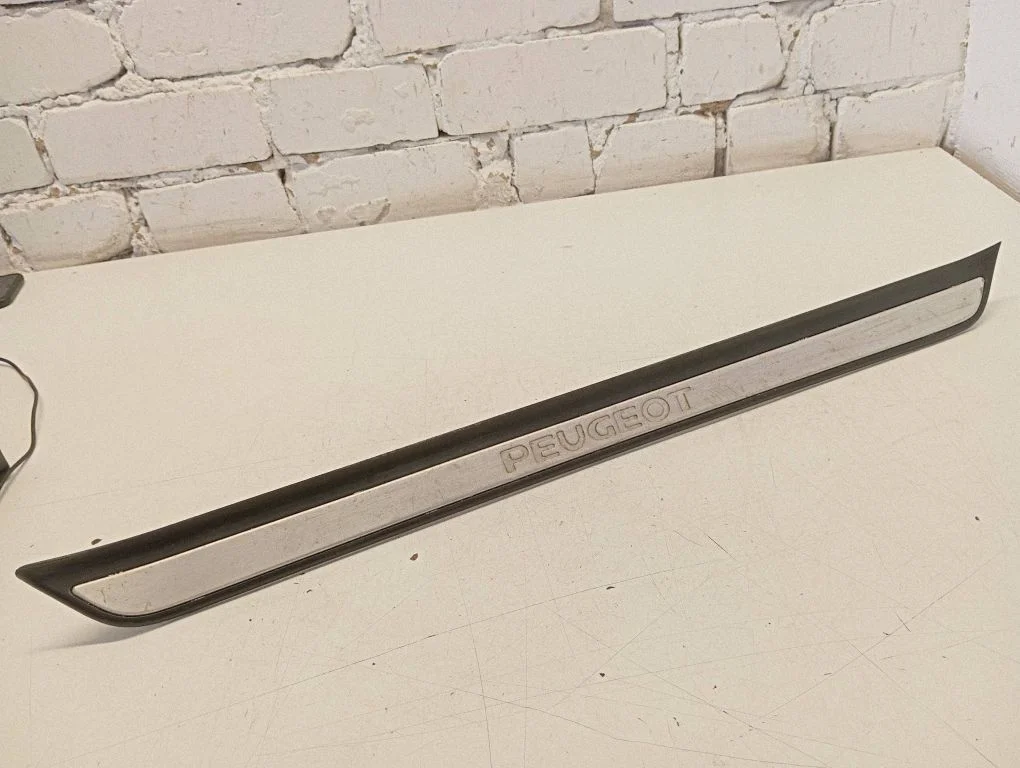 Front sill trim cover 9629149577