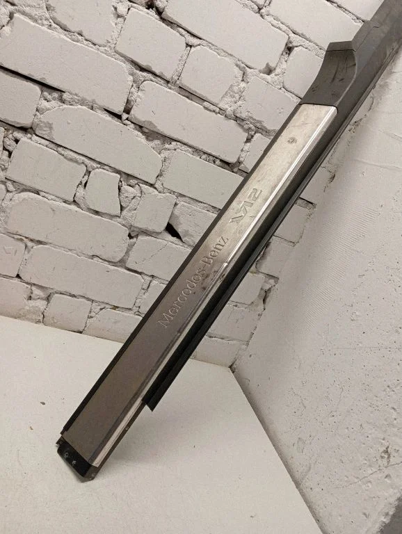 Priekšējā sliekšņa apdare (iekšējā) 2156800435