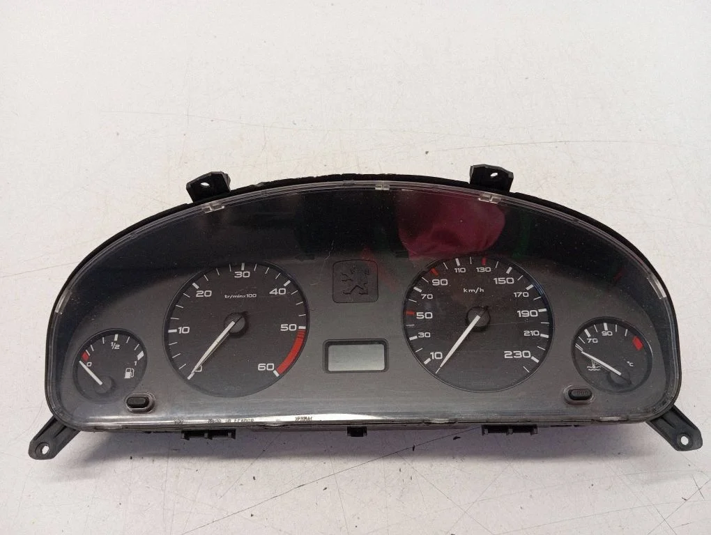 Spidomeeter (näidikuplokk) – Peugeot 406 (1999-2006)