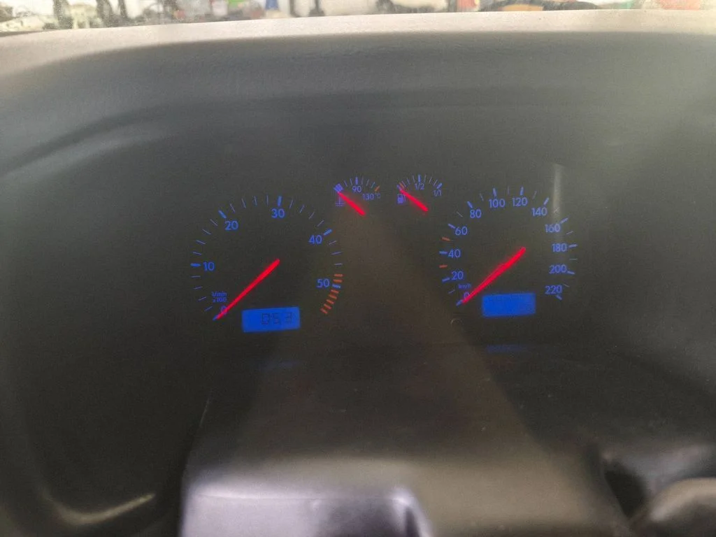 Speedometer (instrument cluster) 7D0920823C