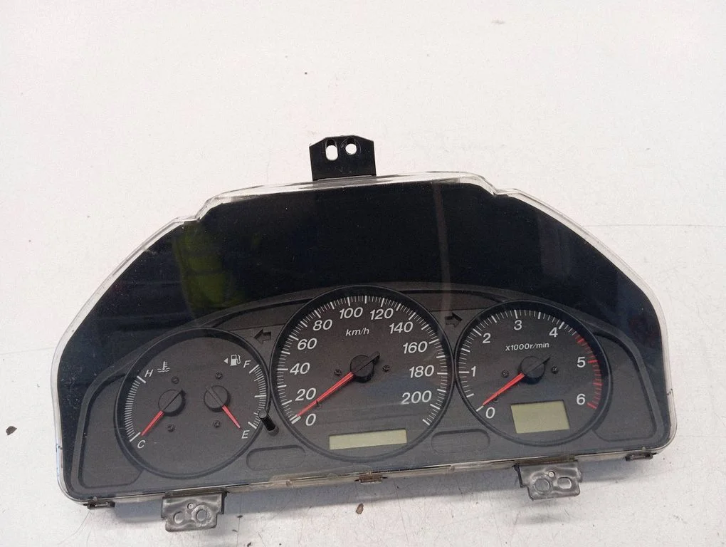 Spidomeeter (näidikuplokk) LD6355430 – Mazda MPV II LW (1999-2007)