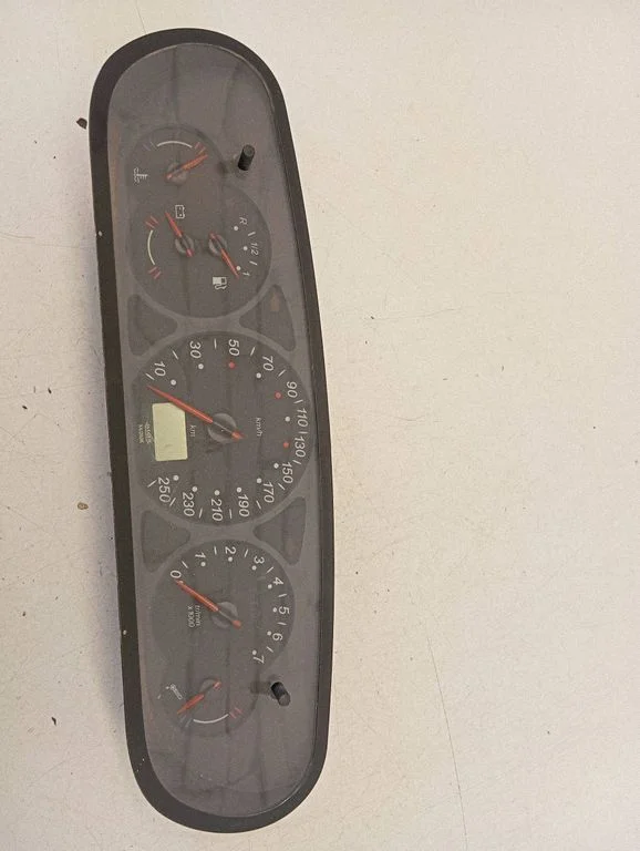 Speedometer (instrument cluster) 9635289280