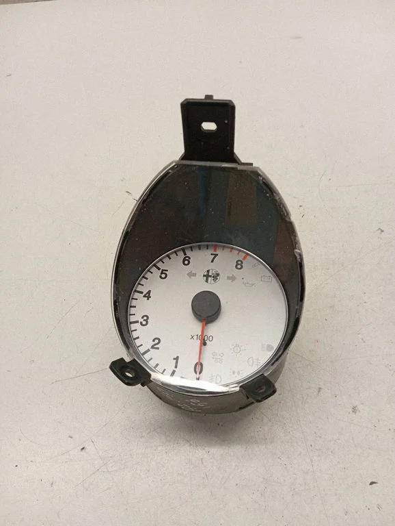 Speedometer (instrument cluster) 60658085