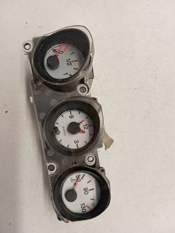Speedometer (instrument cluster)