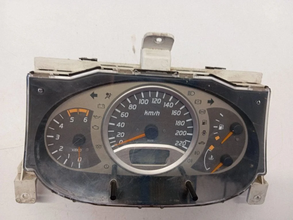 Speedometer (instrument cluster) – Nissan Almera N16 (2000-2010)