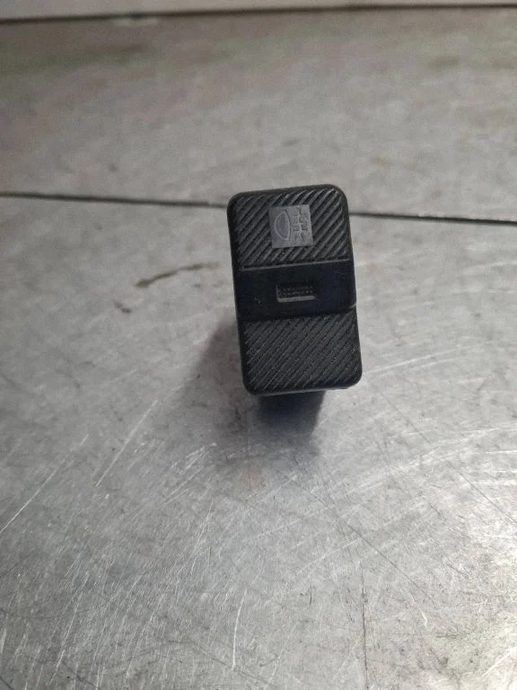 Fog light switch 701941535