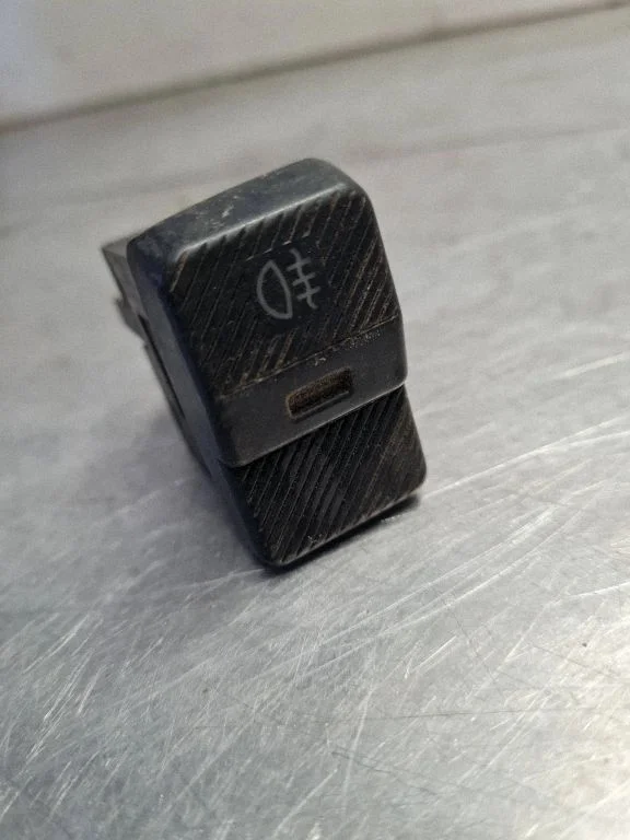 Fog light switch 701941535
