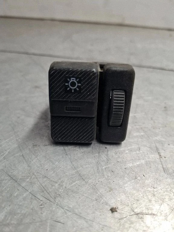 Light switch – Volkswagen Multivan T5 (2003-2015)