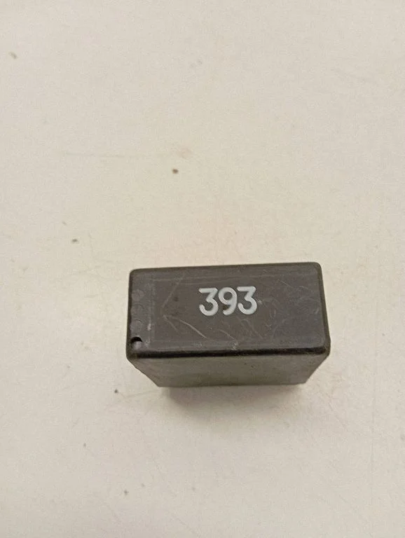 Cits relejs 4B0919471A